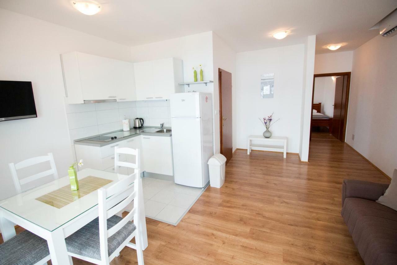 Apartments Liber Lokva Rogoznica Extérieur photo